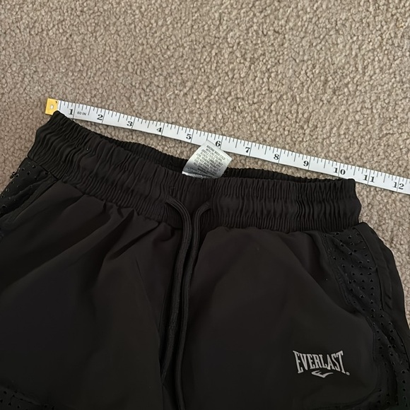 Everlast Women's Jet Black Athletic Shorts size XS - Picture 4 of 5